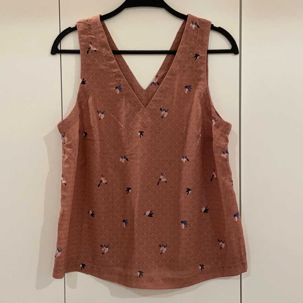 A NEW DAY: V neck sleeveless top